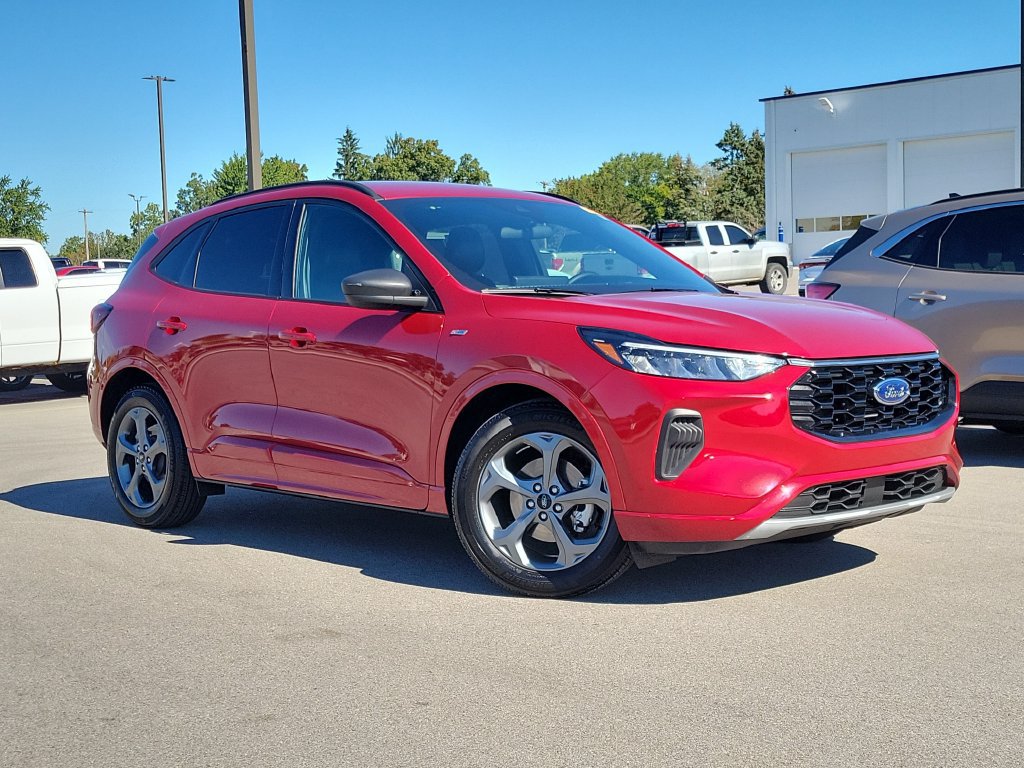 Certified 2023 Ford Escape ST-Line w/ Tech Pack #1 FWD image 31
