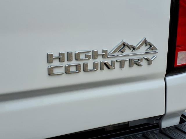 Used 2024 Chevrolet Silverado 2500 High Country w/ High Country Premium Package image 13