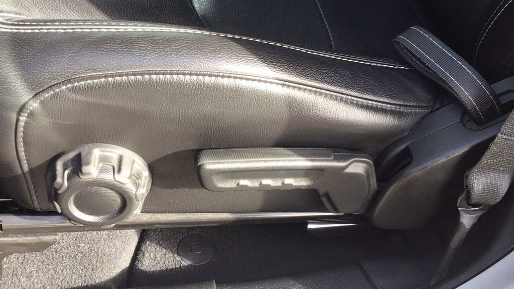 Used 2020 Jeep Gladiator Overland image 18