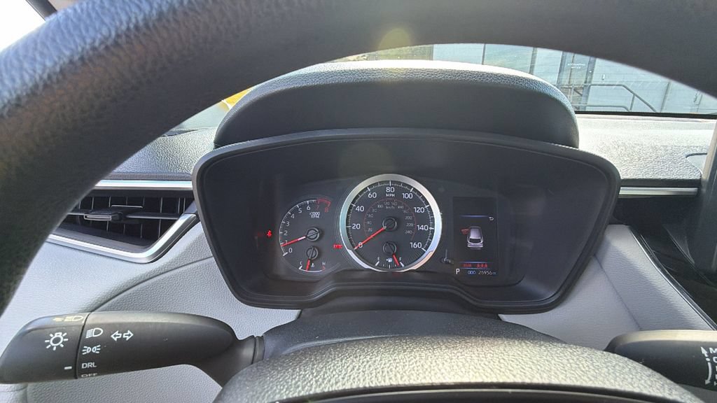 Used 2022 Toyota Corolla Cross L FWD image 16