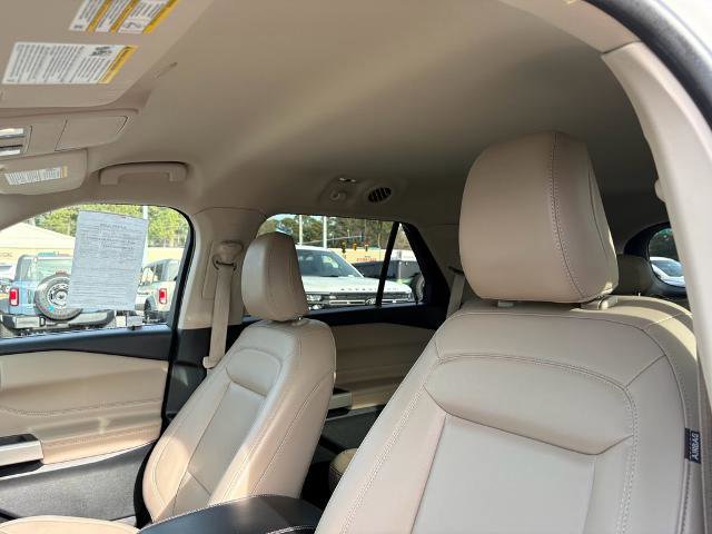 Certified 2021 Ford Explorer XLT w/ Equipment Group 202A image 15