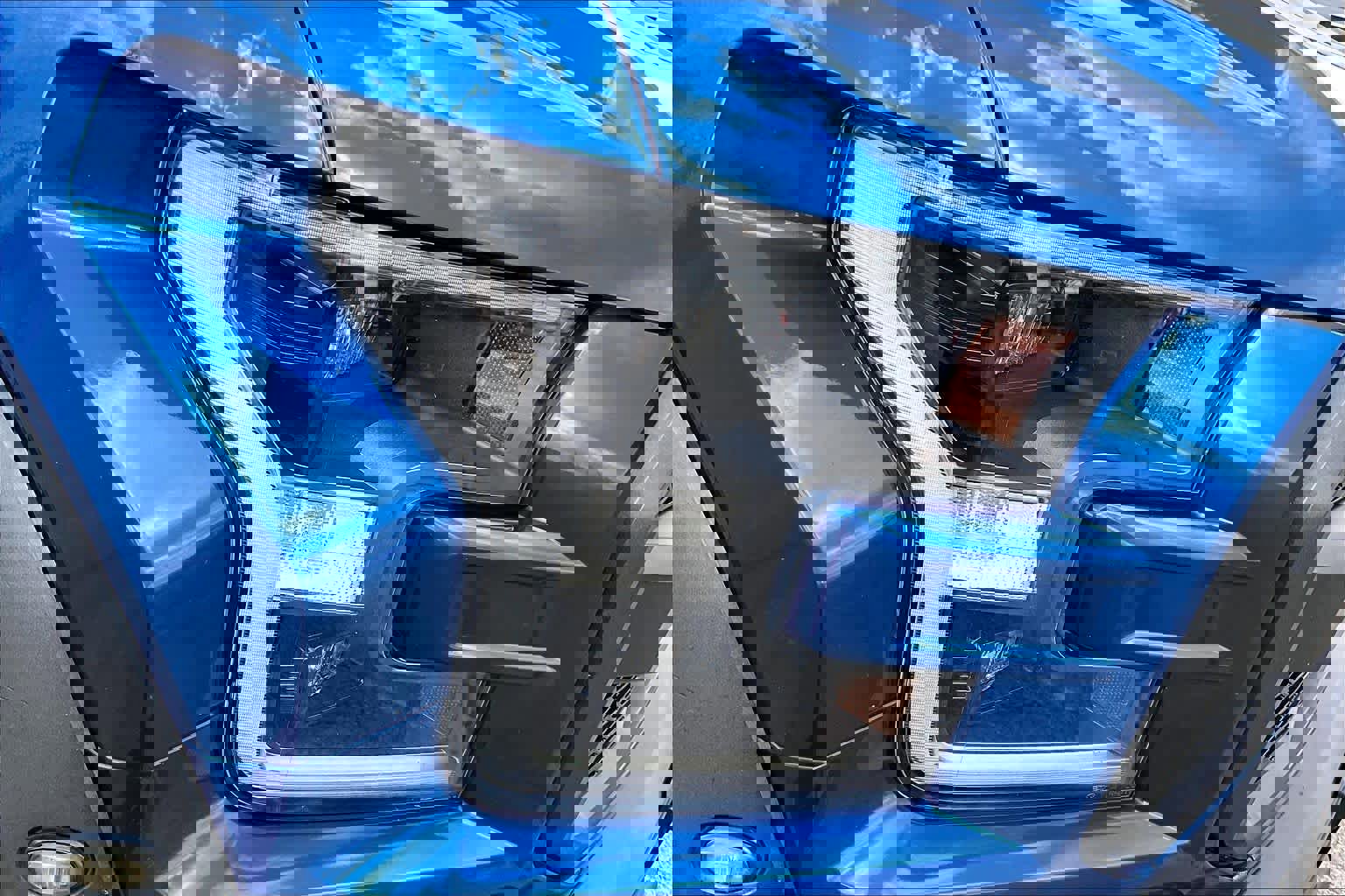 Certified 2018 Ford F150 Raptor w/ Equipment Group 802A Luxury image 29