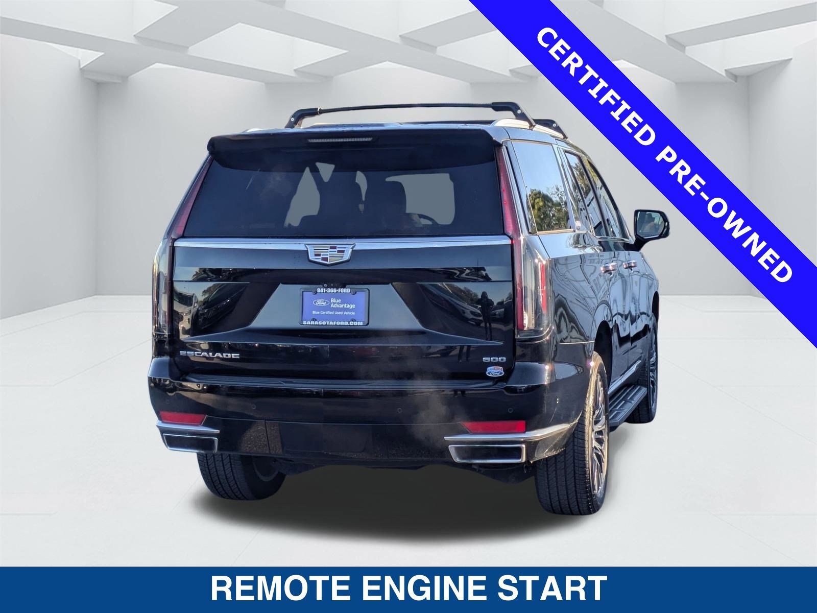 Used 2022 Cadillac Escalade Premium Luxury image 5