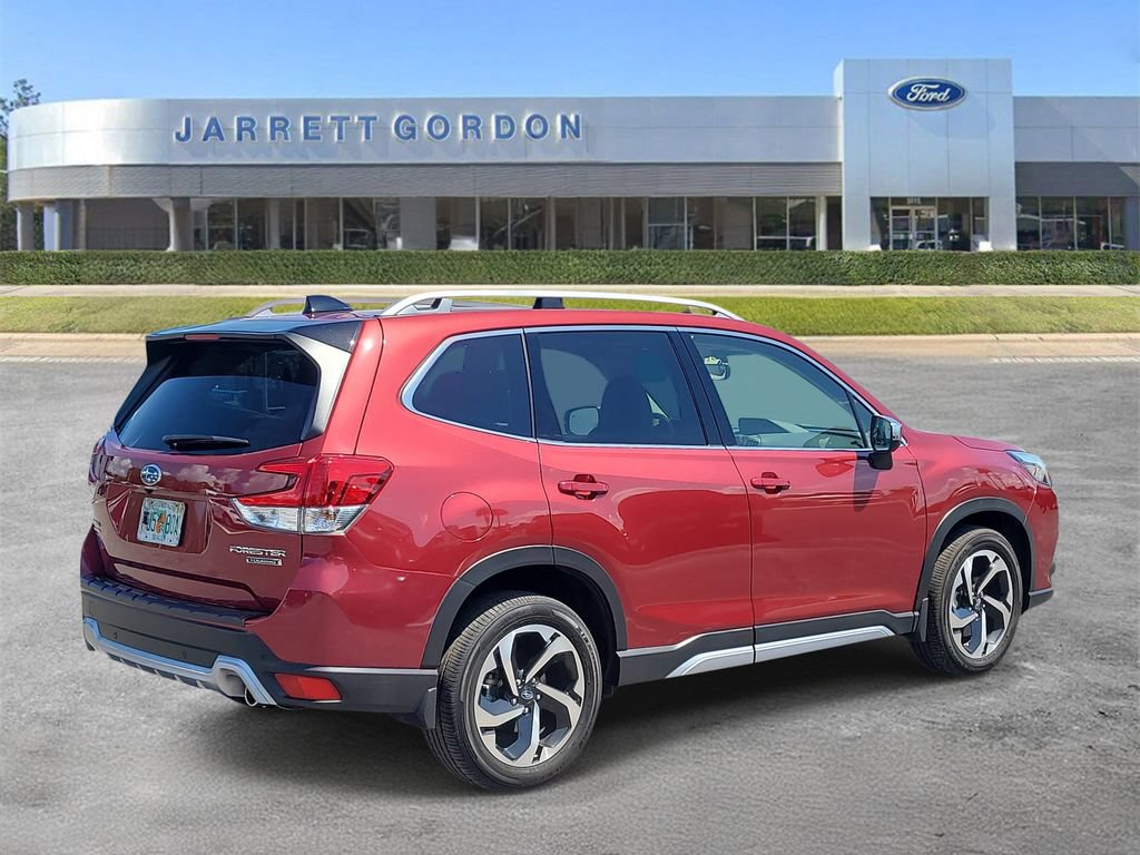 Used 2024 Subaru Forester Touring AWD/4WD image 4