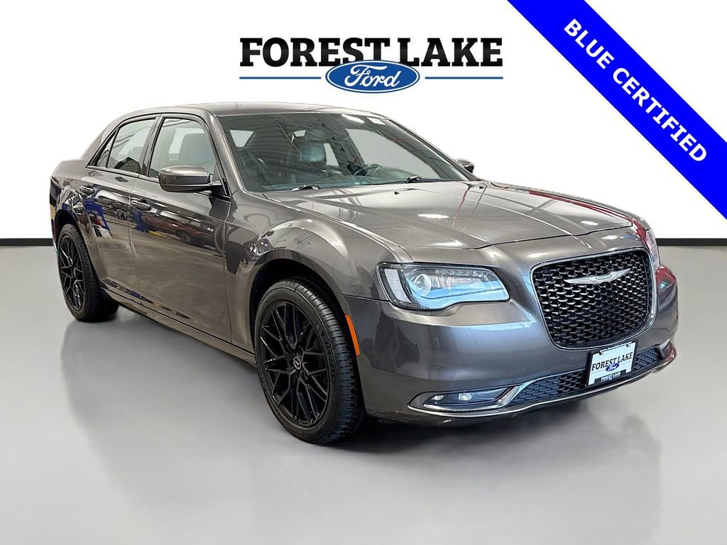 Used 2019 Chrysler 300 S image 1