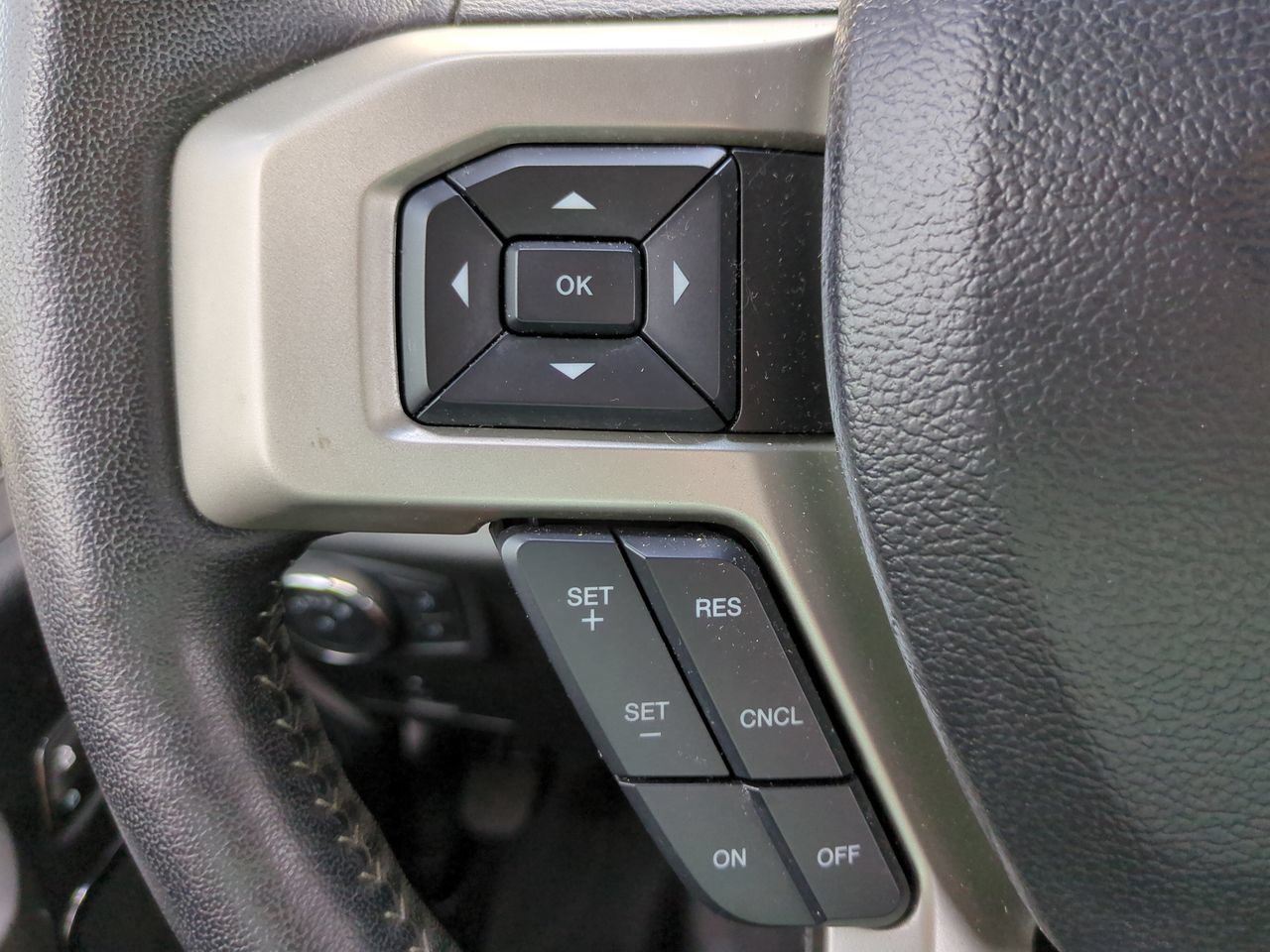 Certified 2021 Ford F250 Lariat w/ Lariat Value Package AWD/4WD image 25