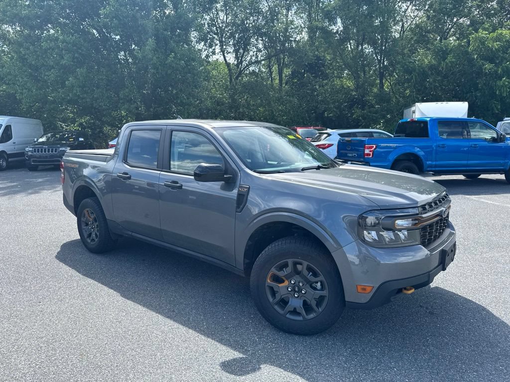 Certified 2024 Ford Maverick Tremor w/ Tremor Off-Road Package AWD/4WD image 1