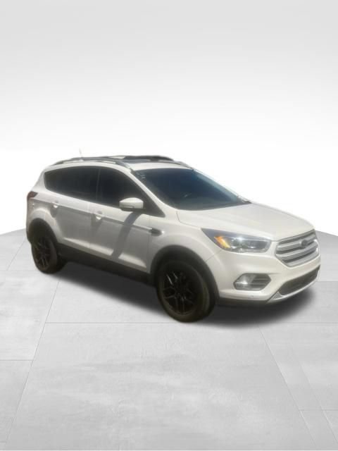 Certified 2019 Ford Escape Titanium AWD/4WD image 7