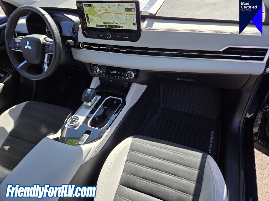 Used 2025 Mitsubishi Outlander SE FWD image 19