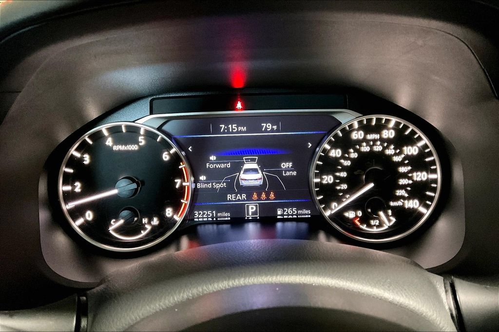 Used 2025 Nissan Altima 2.5 SR AWD/4WD image 19