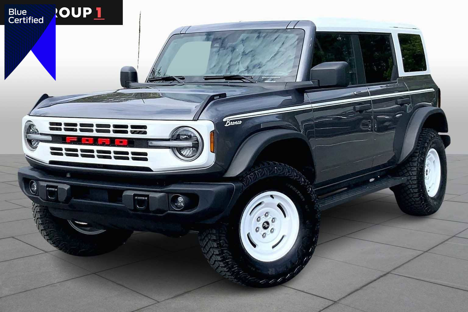 Certified 2023 Ford Bronco Heritage Edition AWD/4WD image 1