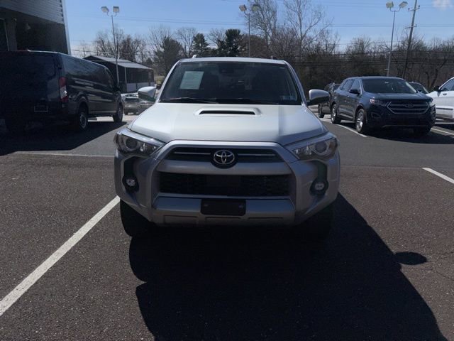 Used 2021 Toyota 4Runner TRD Off-Road AWD/4WD image 7