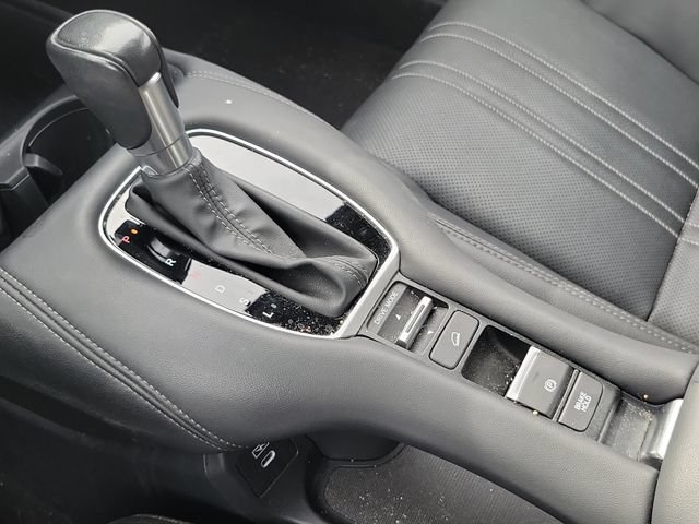 Used 2025 Honda HR-V EX-L image 29