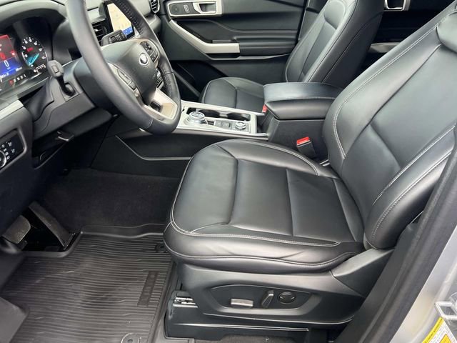 Certified 2024 Ford Explorer XLT w/ Equipment Group 202A image 20