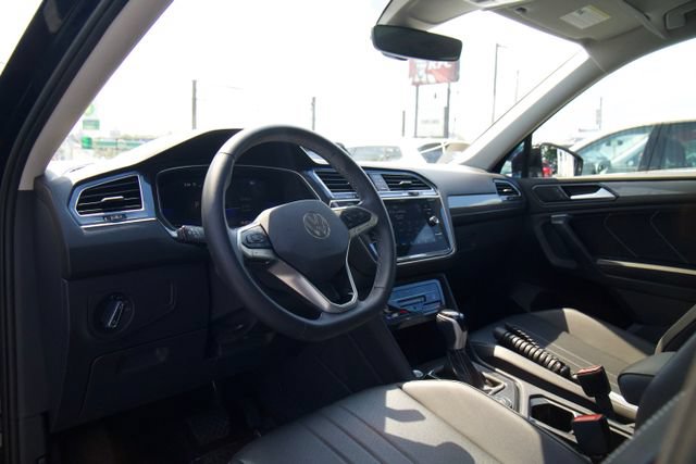 Used 2024 Volkswagen Tiguan Wolfsburg Edition AWD/4WD image 14