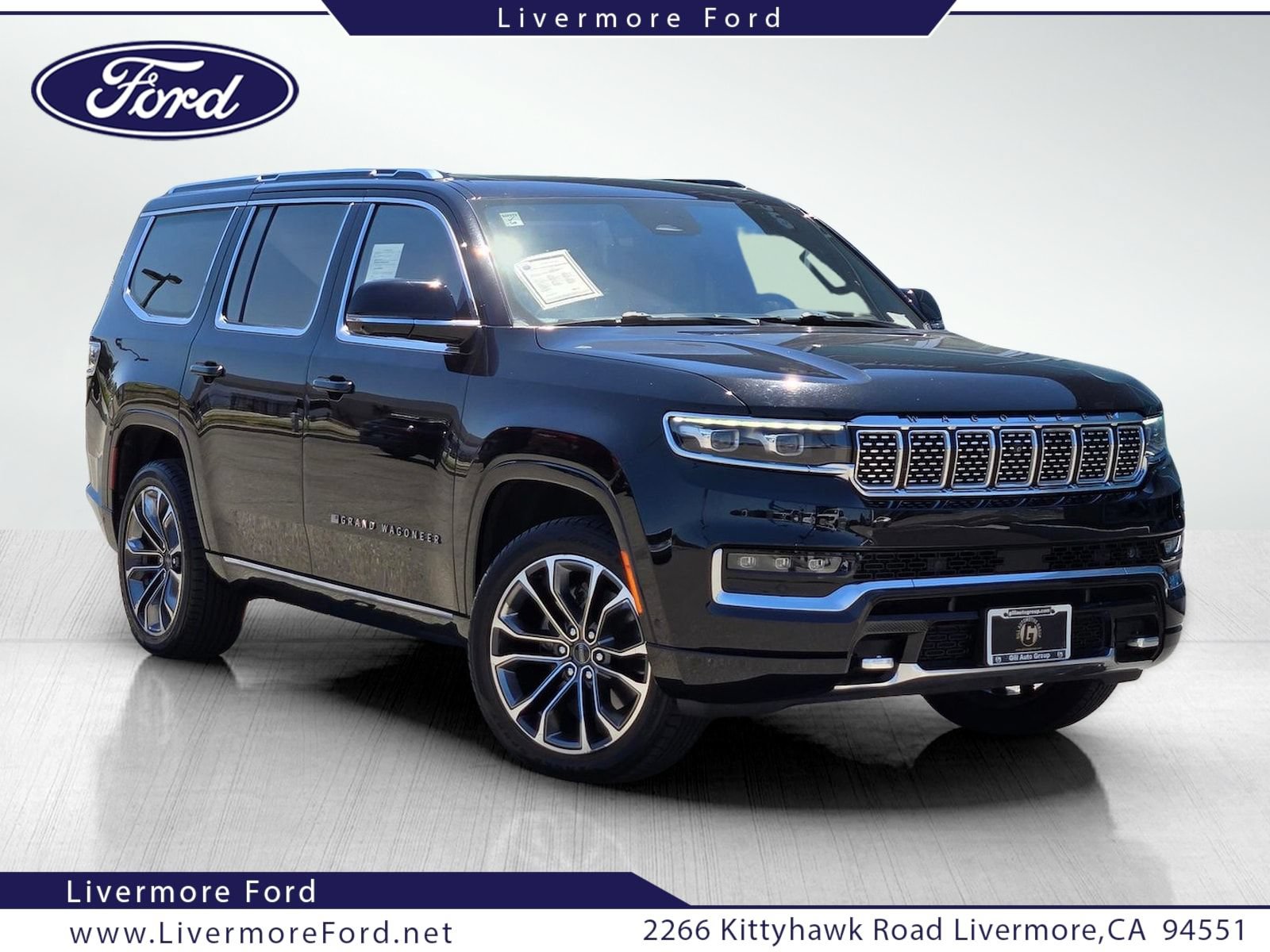 Used 2022 Jeep Grand Wagoneer Series III w/ Rear Seat Video Group 1 AWD/4WD image 1