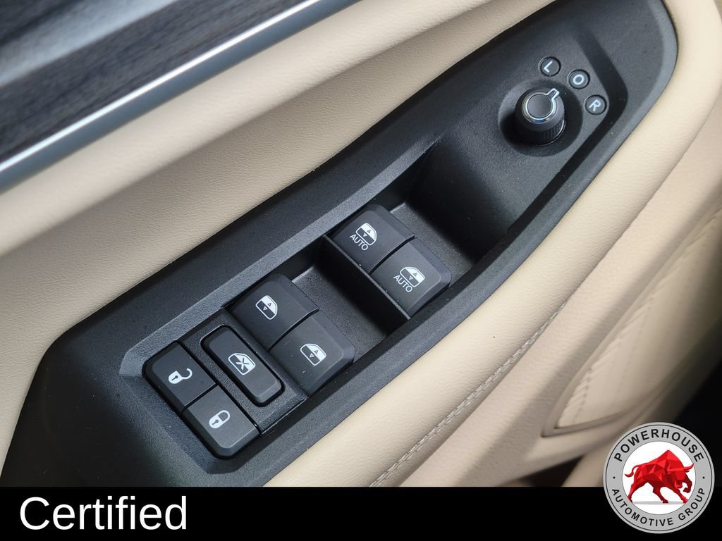 Used 2024 Jeep Grand Cherokee Limited RWD image 28
