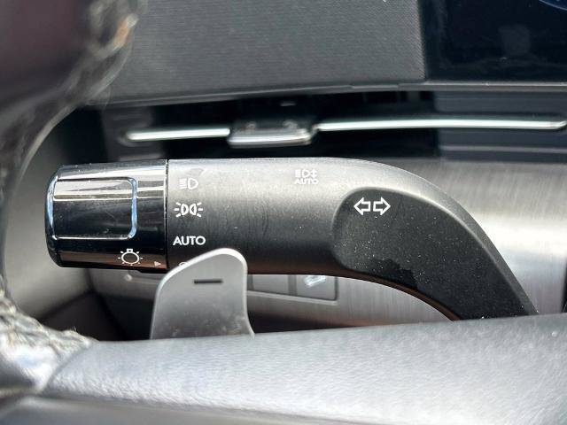 Used 2024 Hyundai Kona Limited FWD image 29