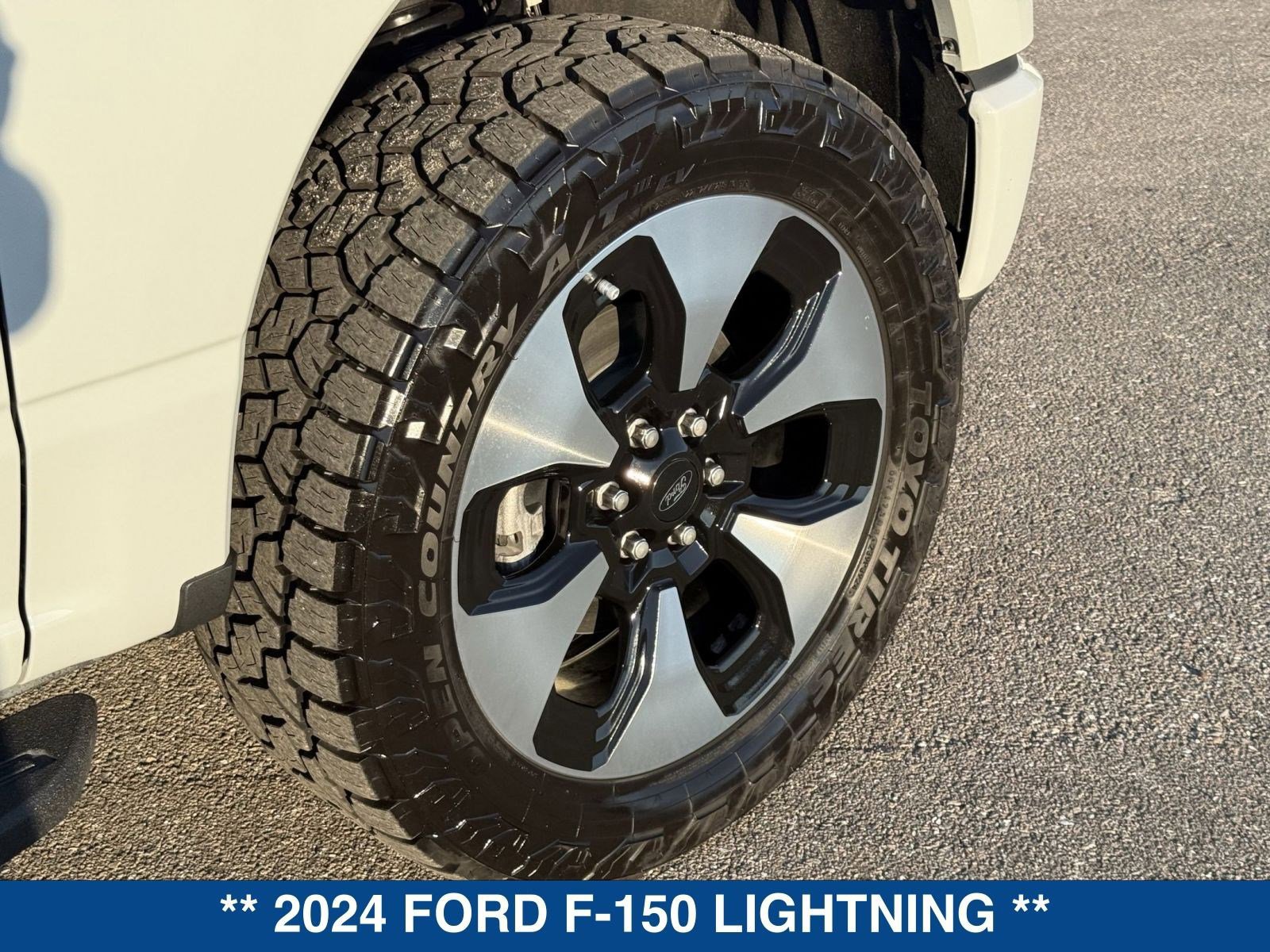 Certified 2024 Ford F150 Lightning Platinum image 14