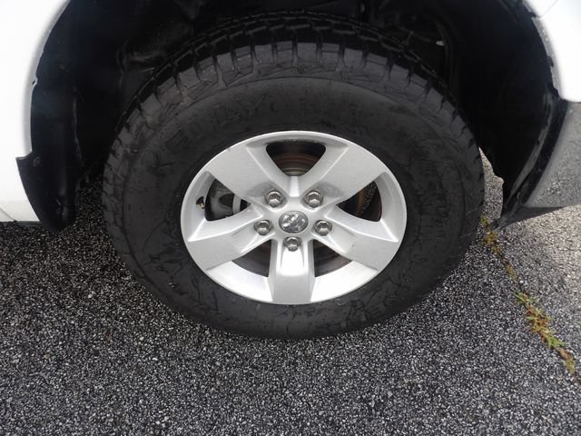 Used 2019 RAM 1500 Classic SLT AWD/4WD image 15