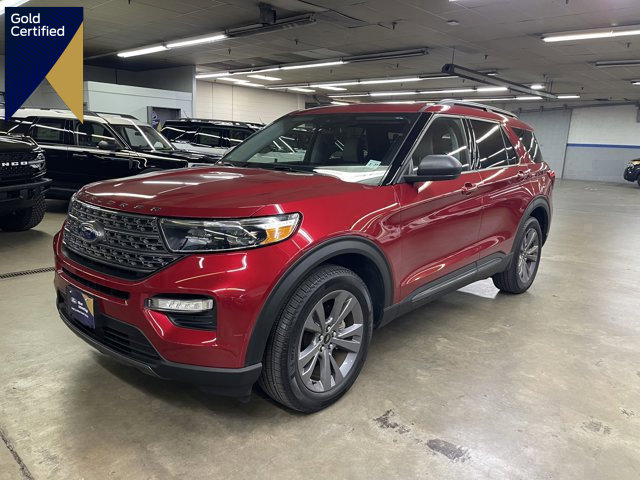 Certified 2021 Ford Explorer XLT w/ Equipment Group 202A AWD/4WD image 1