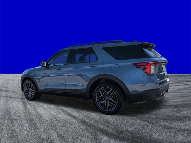 Certified 2025 Ford Explorer ST image 3