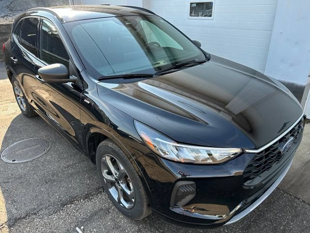 Certified 2024 Ford Escape ST-Line w/ Tech Pack #1 FWD image 7
