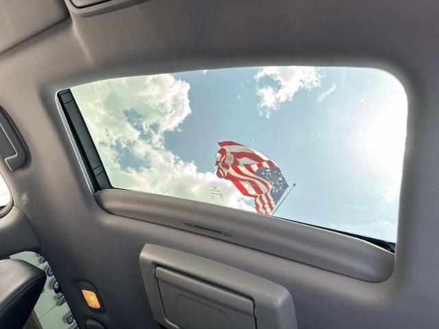 Used 2021 Honda Pilot Elite image 21