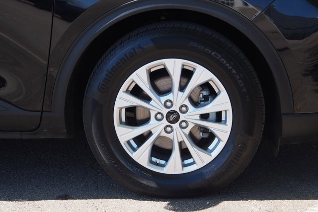 Certified 2024 Ford Escape Active w/ Tech Pack #2 image 9