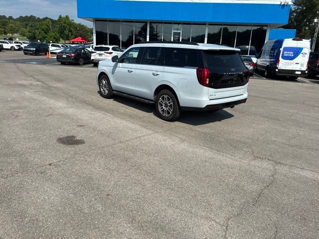 Certified 2025 Ford Expedition Active AWD/4WD image 26