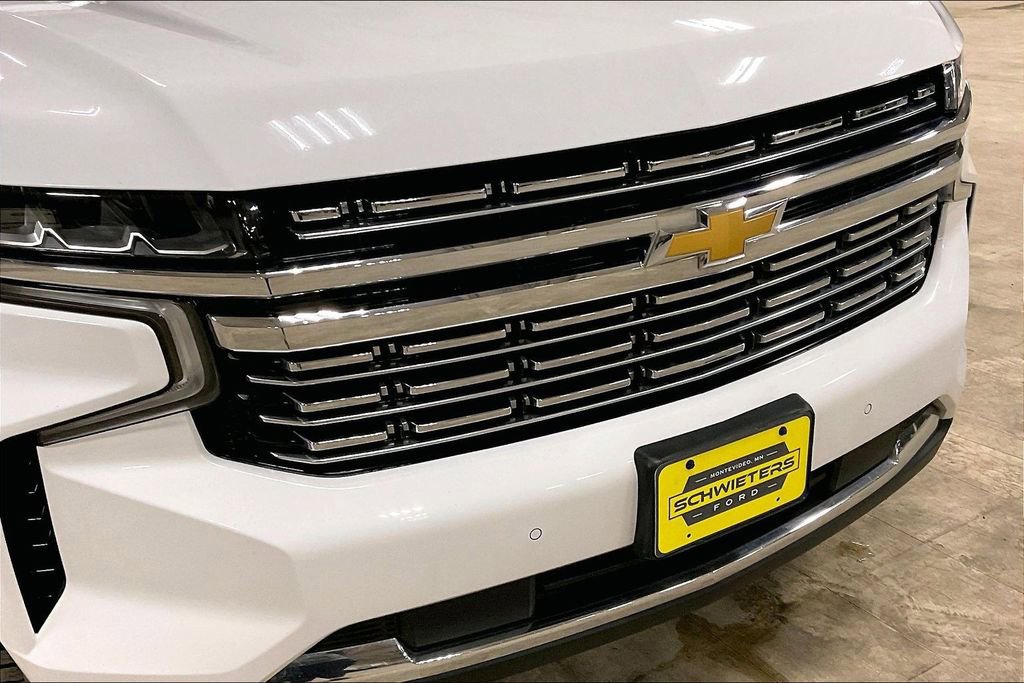Used 2023 Chevrolet Suburban Premier image 29
