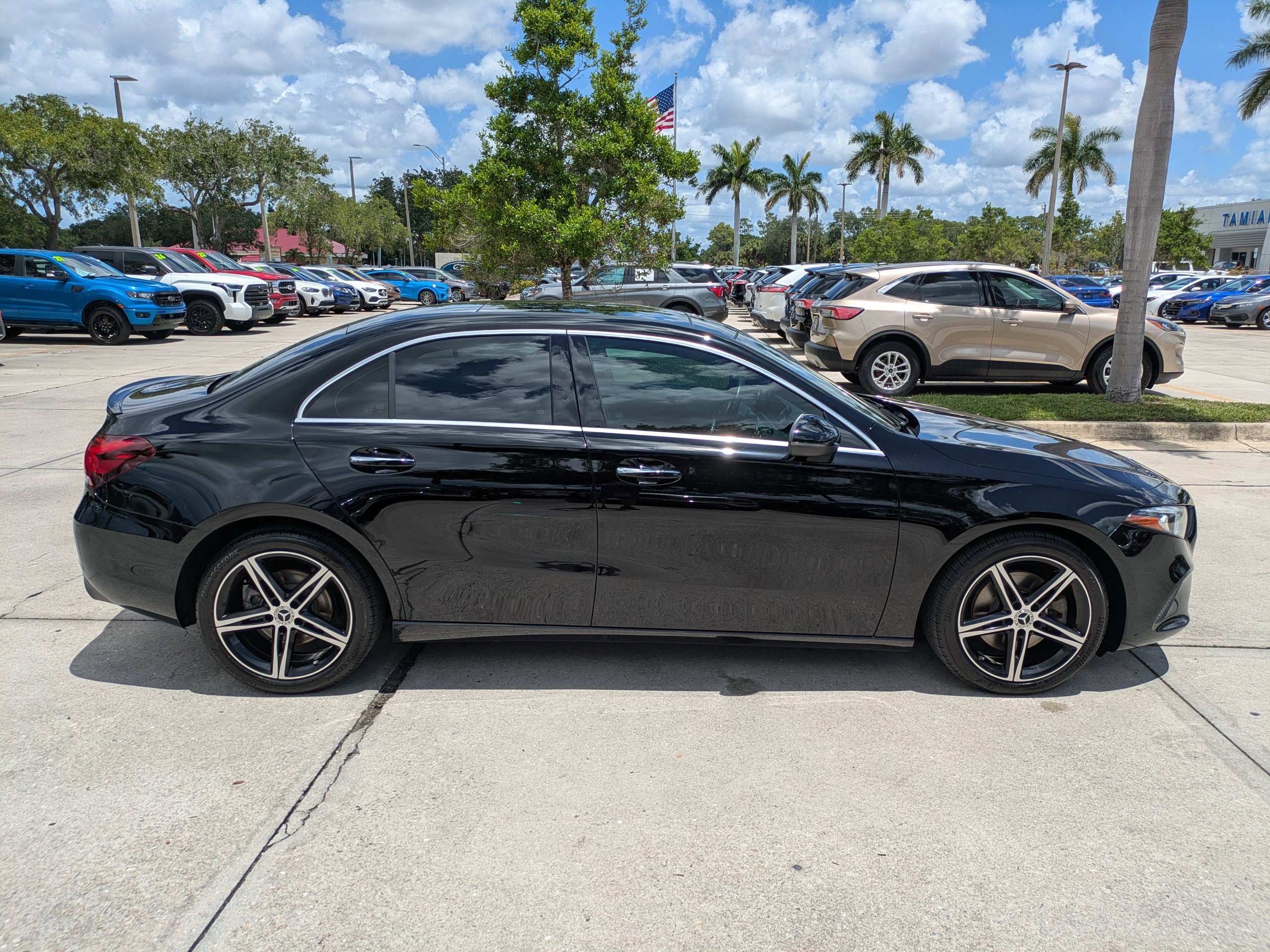 Used 2021 Mercedes-Benz A 220 image 3