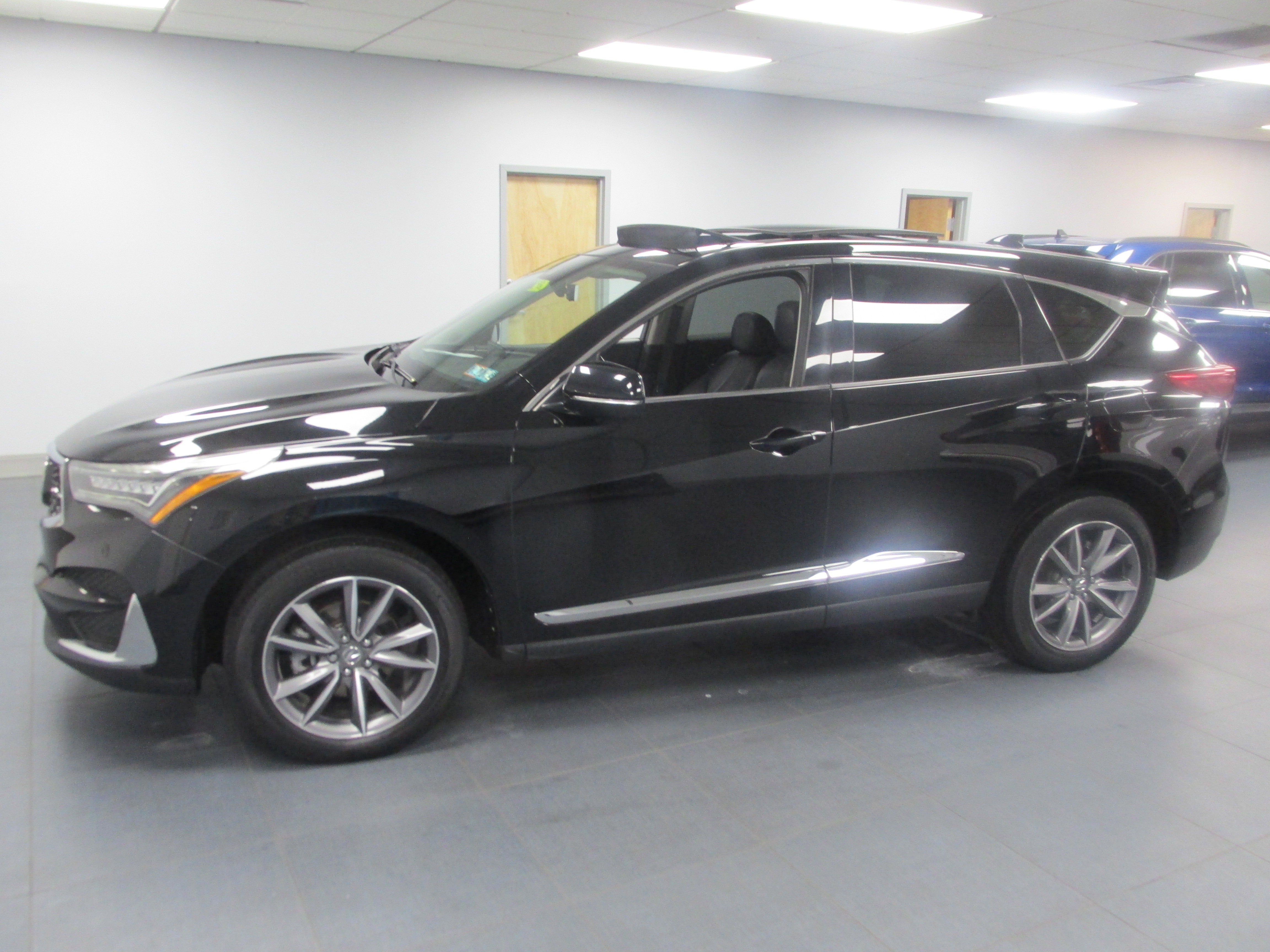 Used 2021 Acura RDX AWD w/ Technology Package image 8