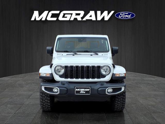 Used 2025 Jeep Gladiator Sport AWD/4WD image 3