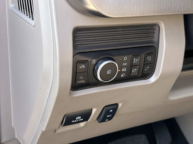 Certified 2026 Ford F350 Platinum w/ Platinum Plus Package AWD/4WD image 33