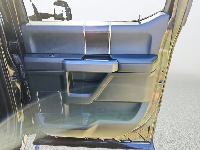Certified 2019 Ford F250 Platinum w/ Platinum Ultimate Package AWD/4WD image 28