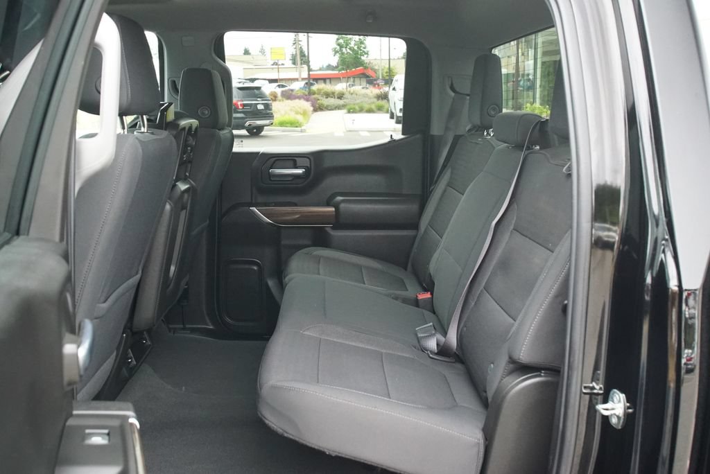 Used 2022 Chevrolet Silverado 1500 LT w/ Fleet Comfort Package AWD/4WD image 11