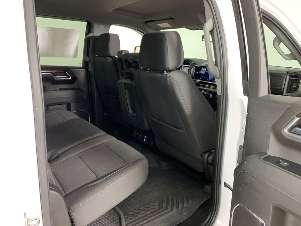Used 2023 Chevrolet Silverado 1500 RST AWD/4WD image 36