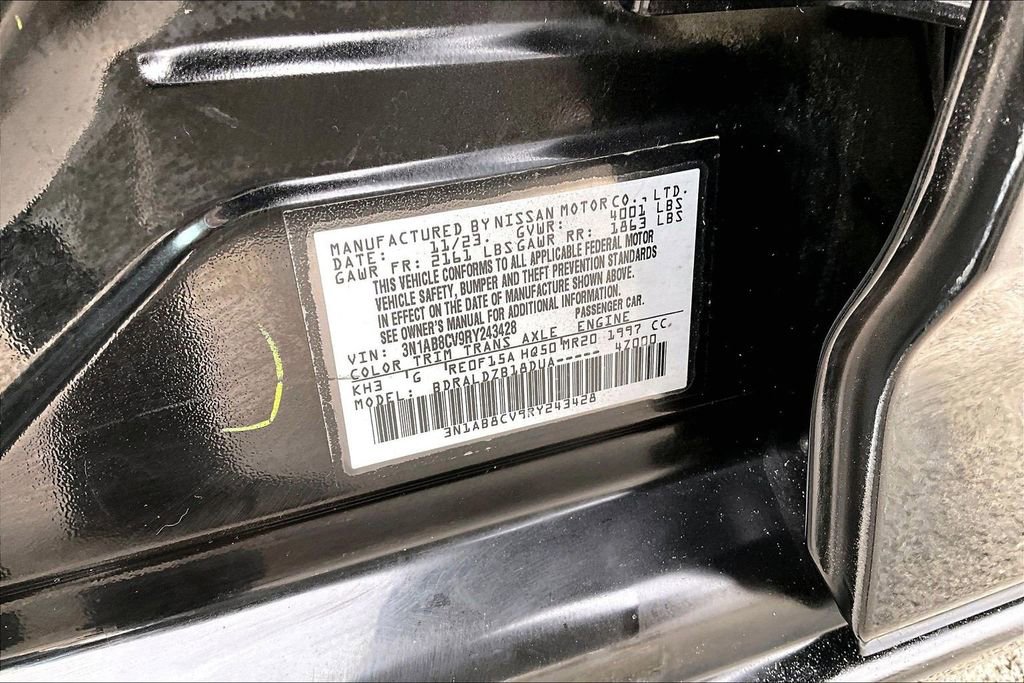 Used 2024 Nissan Sentra SV FWD image 31
