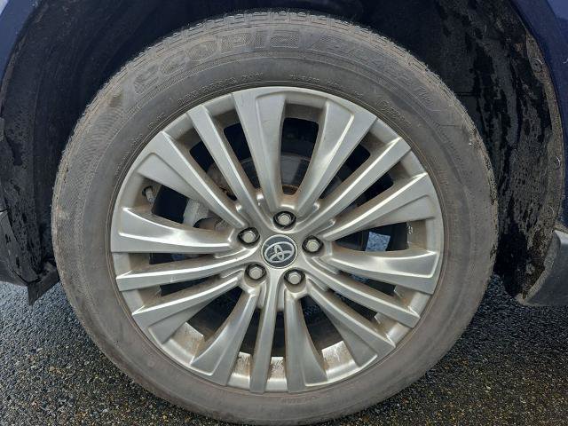 Used 2021 Toyota Venza XLE w/ Carpet Mat Package (TMS) AWD/4WD image 14