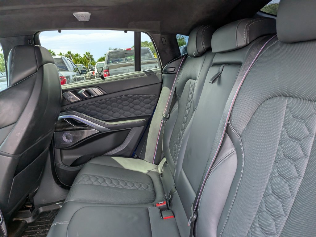 Used 2020 BMW X6 M Competition w/ Executive Package AWD/4WD image 18