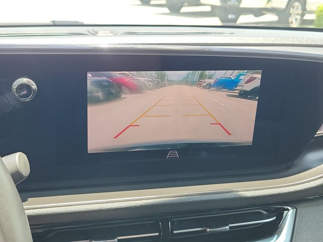 Used 2024 Buick Envista Sport Touring w/ Convenience II Package FWD image 28