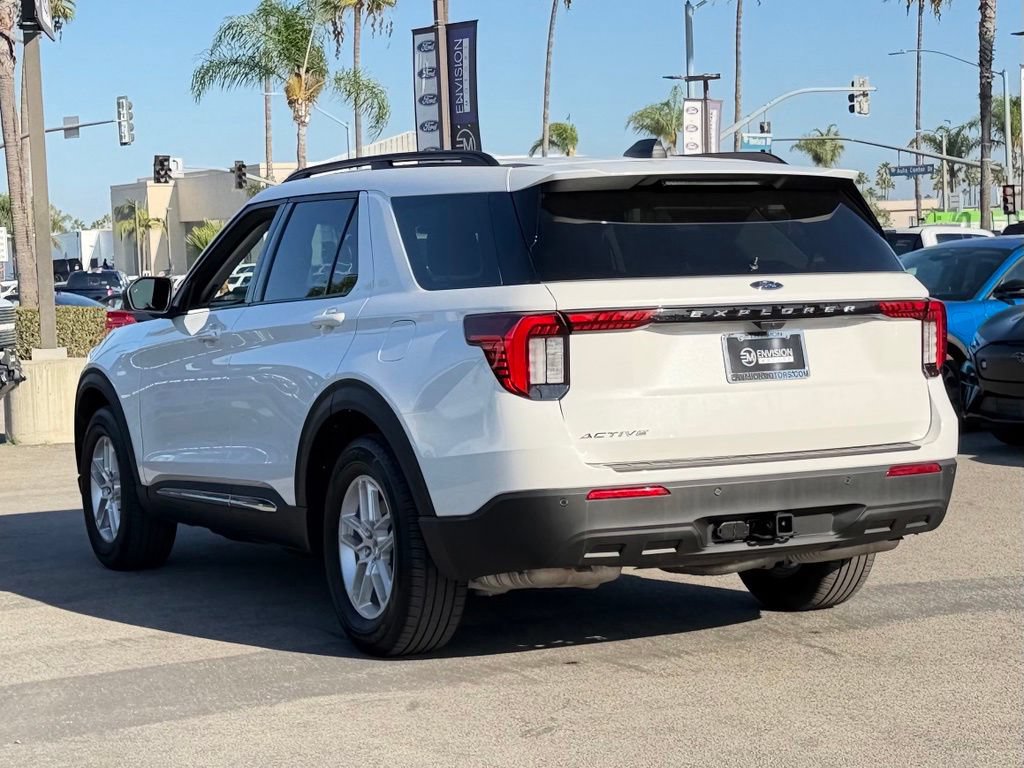 Certified 2025 Ford Explorer Active RWD image 6