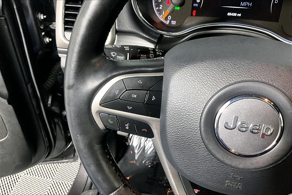 Used 2020 Jeep Grand Cherokee Limited AWD/4WD image 18