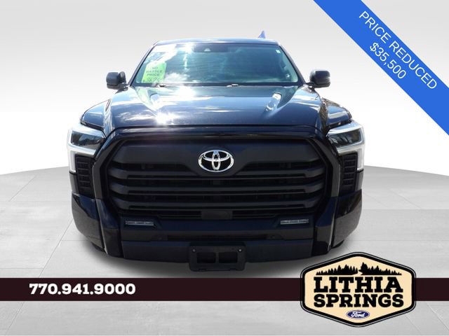 Used 2022 Toyota Tundra SR5 w/ SR5 Convenience Package image 2