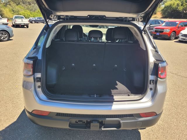Used 2021 Jeep Compass Latitude AWD/4WD image 8