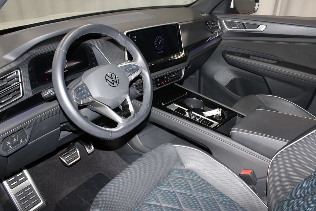 Used 2024 Volkswagen Atlas Cross Sport SEL Premium R-Line AWD/4WD image 24