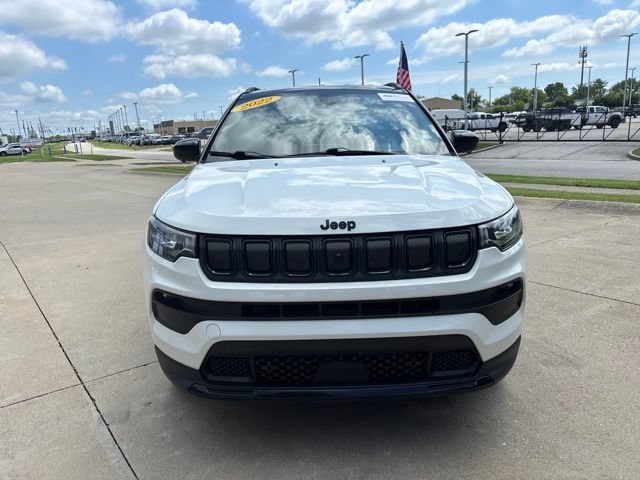 Used 2022 Jeep Compass Latitude w/ Convenience Group AWD/4WD image 5