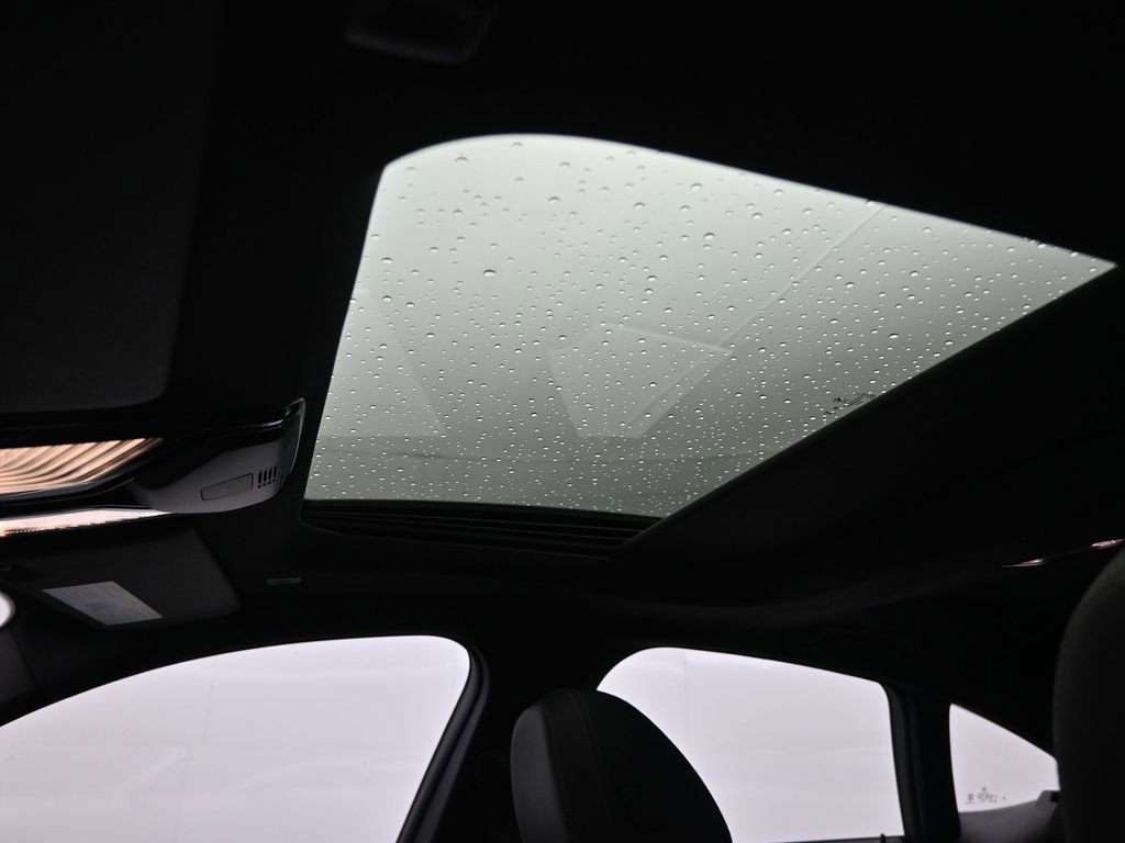 Used 2025 BMW i4 eDrive40 image 40