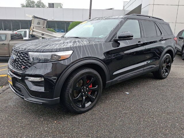 Certified 2024 Ford Explorer ST w/ Equipment Group 401A AWD/4WD image 4